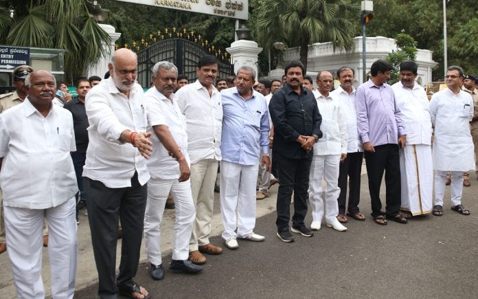 ಫೆಬ್ರವರಿ 6 ರಂದು ಅರ್ಹ 10, ಮೂಲ ಬಿಜೆಪಿಯ ಮೂವರಿಗೆ ಮಂತ್ರಿಯೋಗ